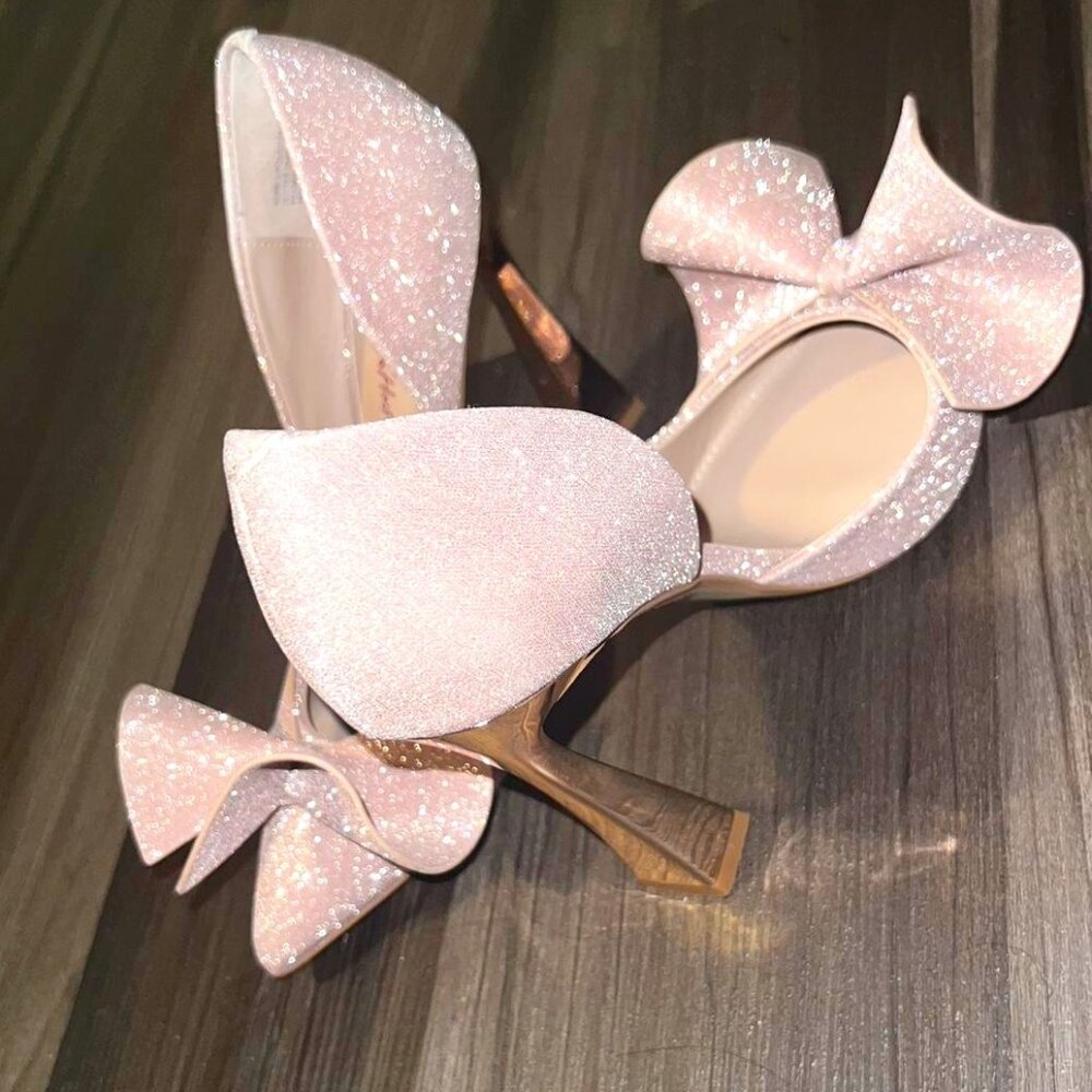 Women's Pink Footwear